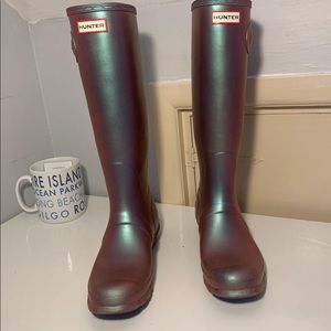 Hunter size 10 limited edition iridescent purple
